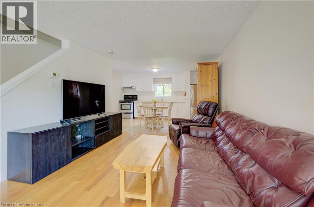 4 Troy Crescent, Guelph, Ontario  N1E 6W7 - Photo 5 - 40759053
