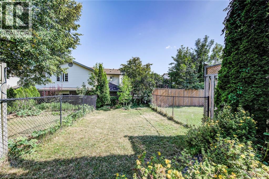635 Grange Crescent, Waterloo, Ontario  N2T 2L9 - Photo 21 - 40759043