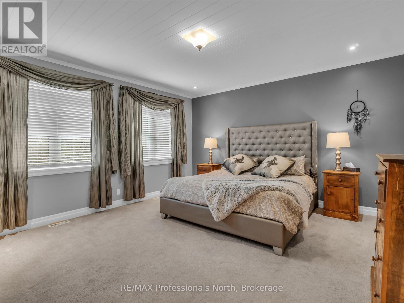 93 Mainhood's Road, Huntsville, Ontario  P0B 1M0 - Photo 15 - X12336605