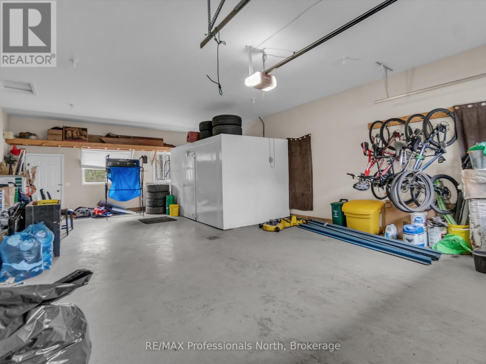 93 Mainhood's Road, Huntsville, Ontario  P0B 1M0 - Photo 31 - X12336605
