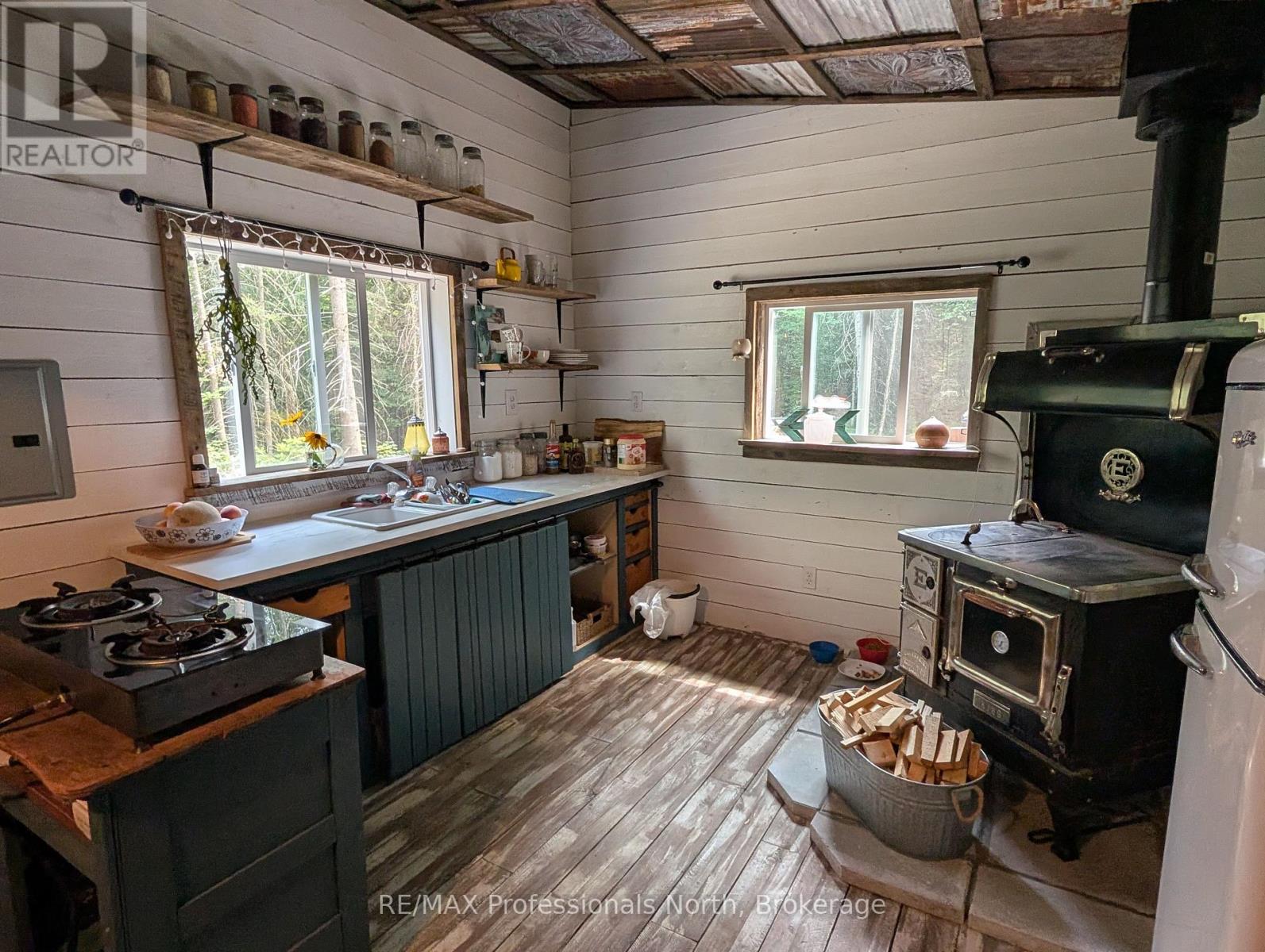 22 Mill Road, Parry Sound Remote Area, Ontario  P0A 1X0 - Photo 3 - X12336894
