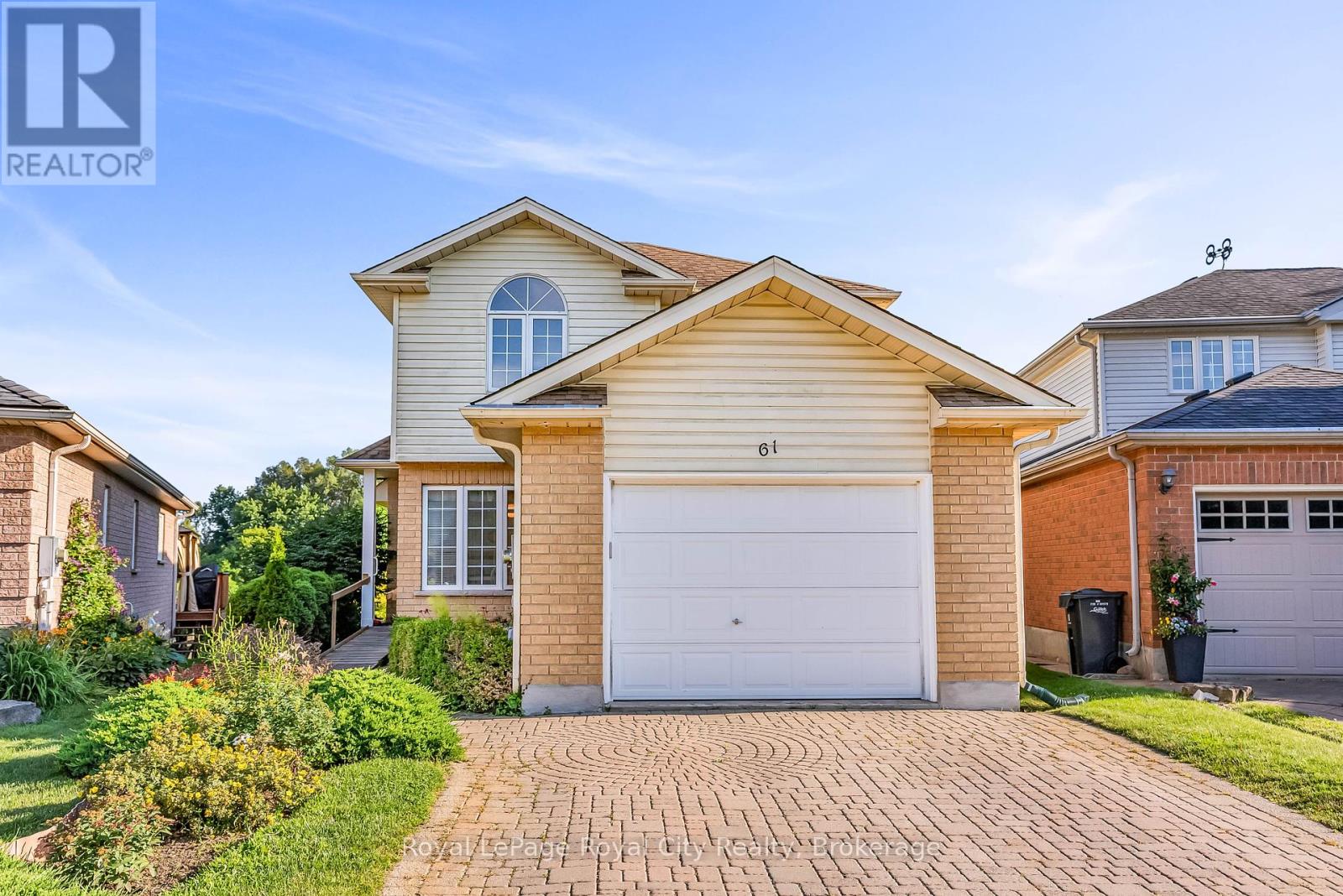 61 WAXWING CRESCENT, Guelph, Ontario
