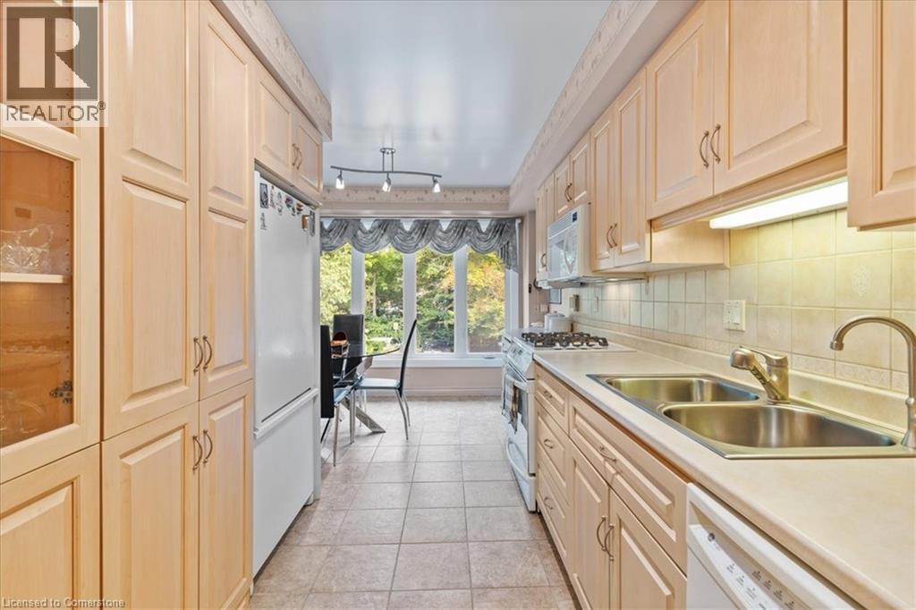 225 Benjamin Road Unit# 20, Waterloo, Ontario  N2V 1Z3 - Photo 6 - 40753698