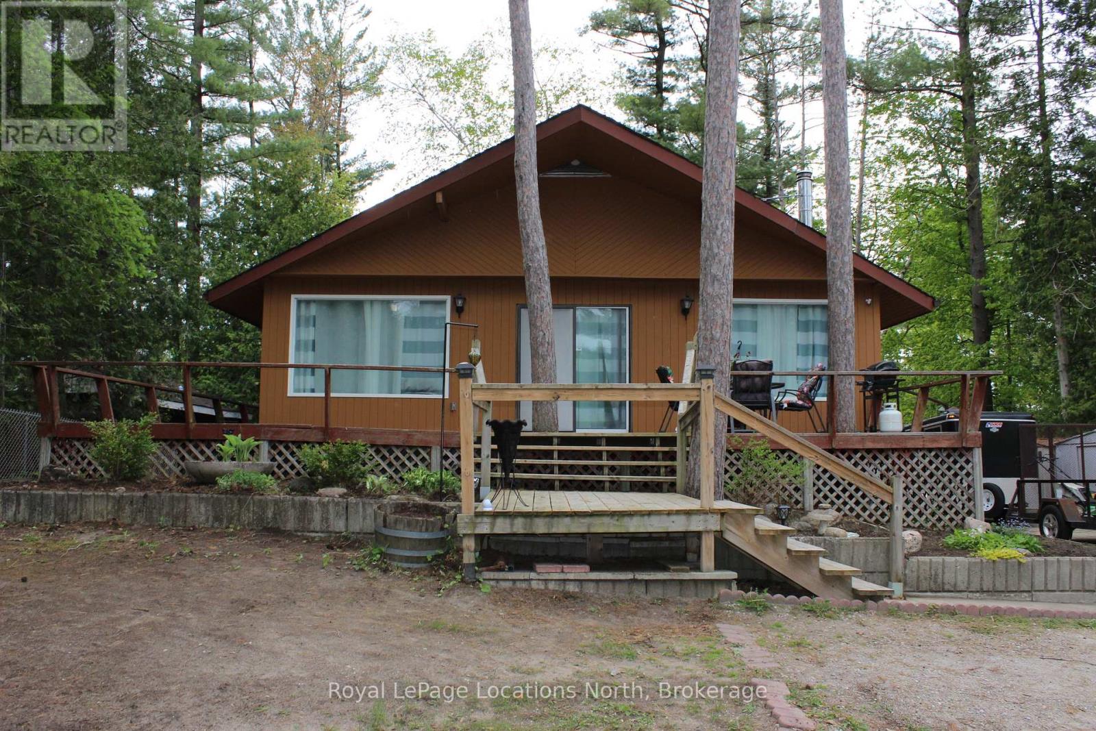 30 EARL STREET, Wasaga Beach, Ontario