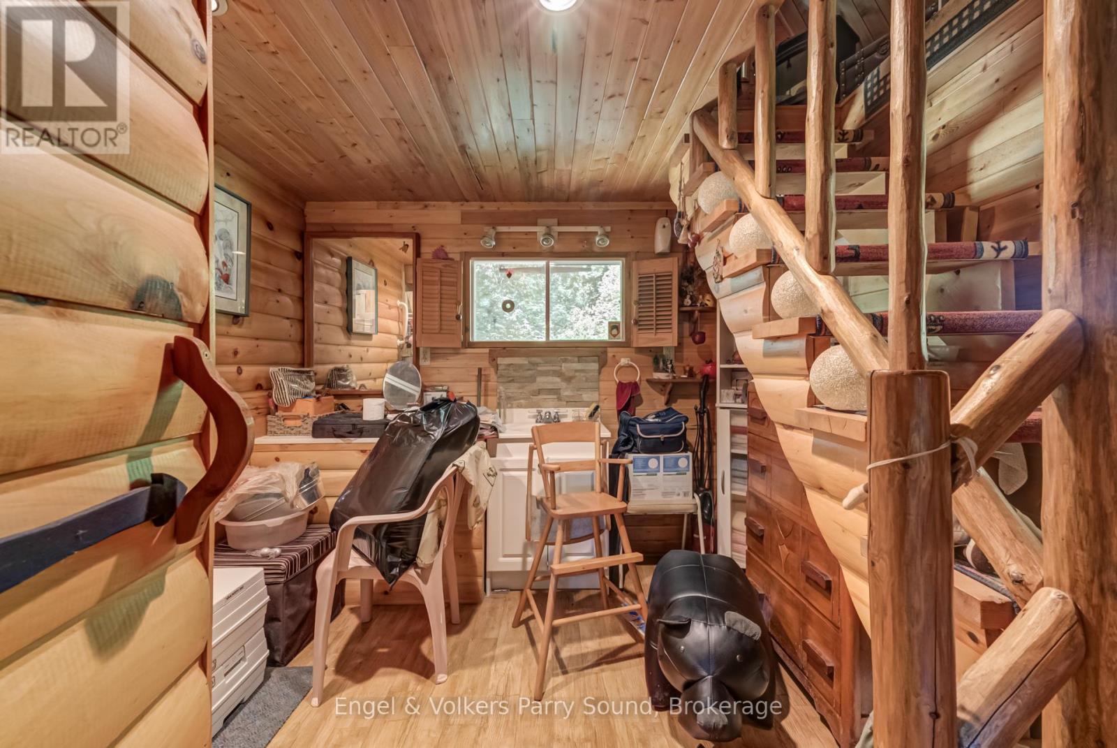 382 Oastler Park Road, Seguin, Ontario  P2A 2W8 - Photo 10 - X12337885