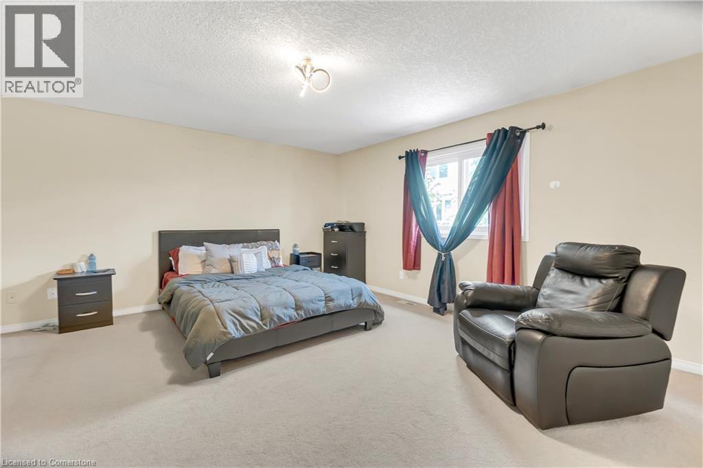 174 Wilderness Drive, Kitchener, Ontario  N2E 3R7 - Photo 17 - 40759361