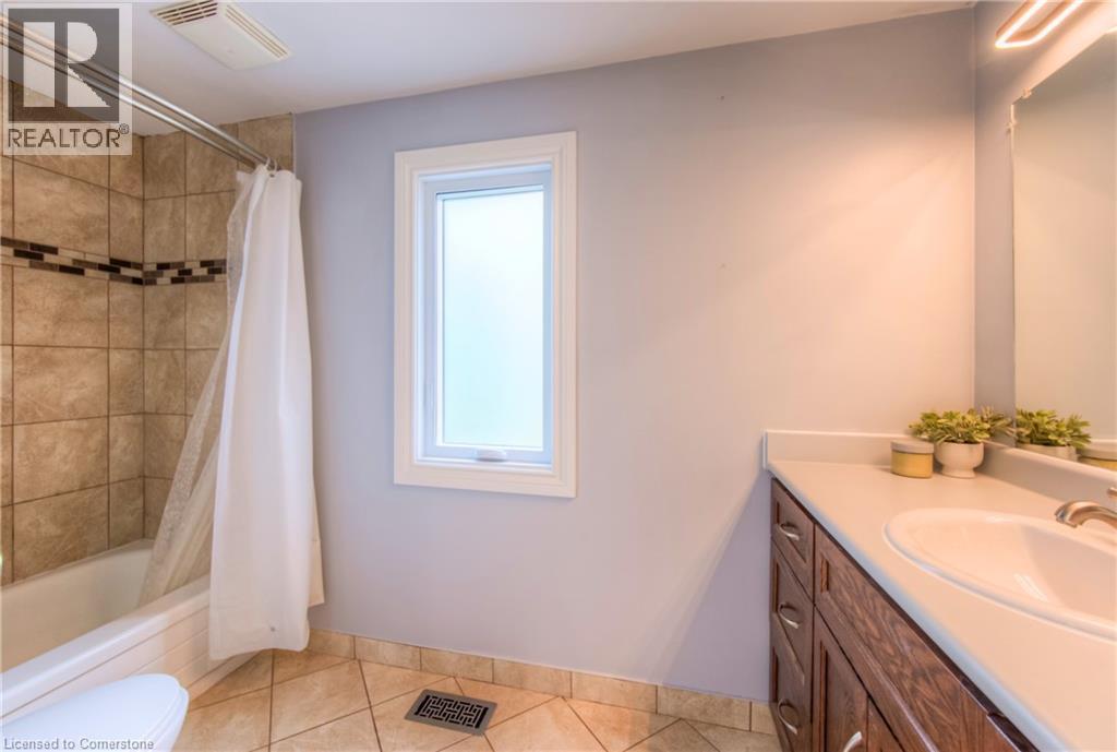 243 Highview Drive, Kitchener, Ontario  N2N 2K6 - Photo 32 - 40759202