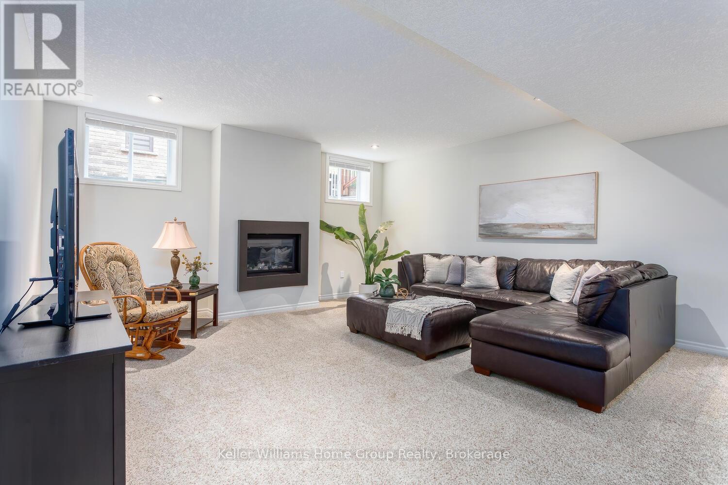 70 Waverley Drive, Guelph, Ontario  N1E 6C8 - Photo 26 - X12338121