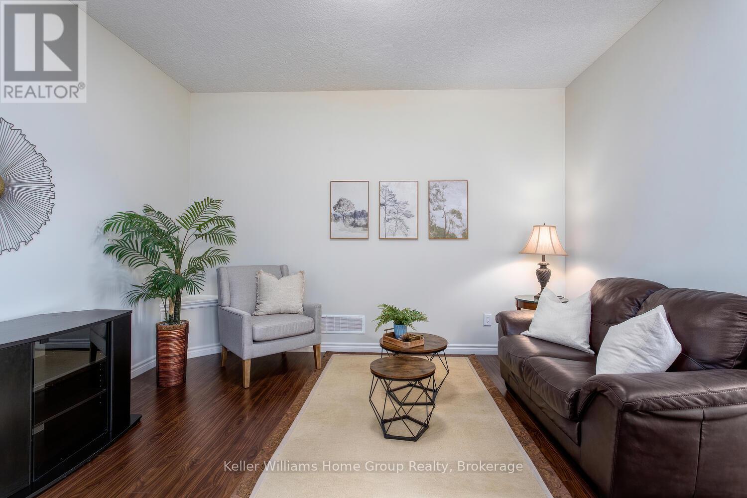 70 Waverley Drive, Guelph, Ontario  N1E 6C8 - Photo 31 - X12338121