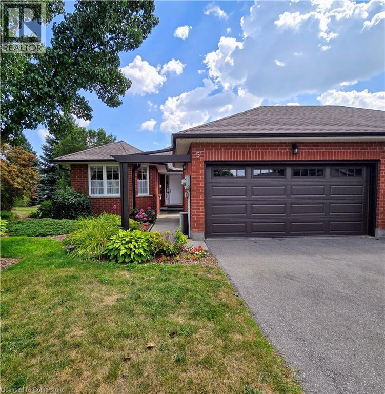 10 ISHERWOOD Avenue Unit# 5, Cambridge, Ontario