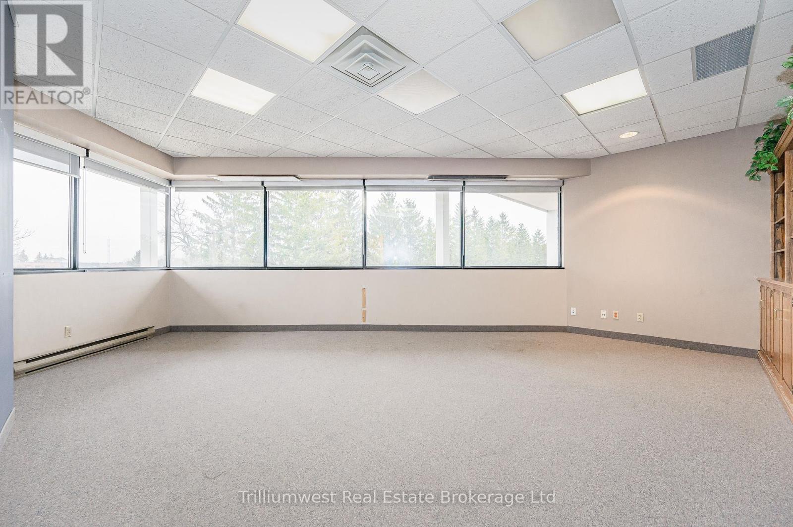 201 - 450 Speedvale Ave W Avenue, Guelph, Ontario  N1H 7Y6 - Photo 9 - X12338404