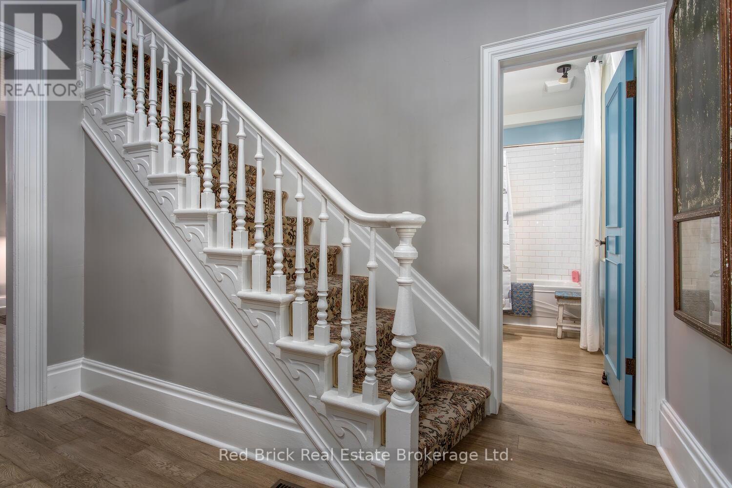 23 Mill Street E, Centre Wellington, Ontario  N0B 1S0 - Photo 19 - X12338503