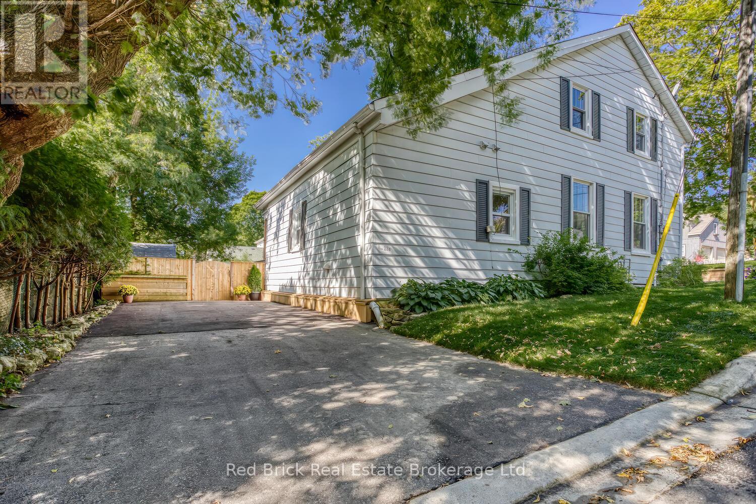 23 Mill Street E, Centre Wellington, Ontario  N0B 1S0 - Photo 5 - X12338503