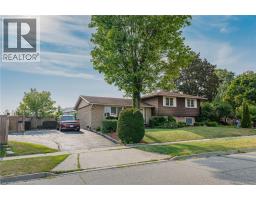 6 KOVAC Road, Cambridge, Ontario