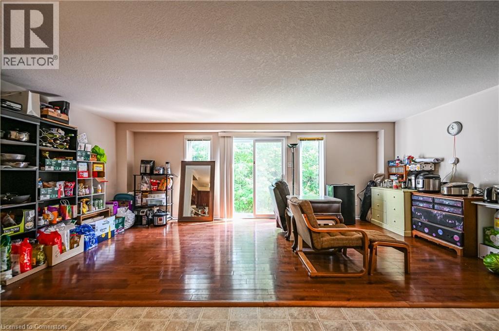 658 Wild Ginger Avenue, Waterloo, Ontario  N2V 2T1 - Photo 4 - 40755500