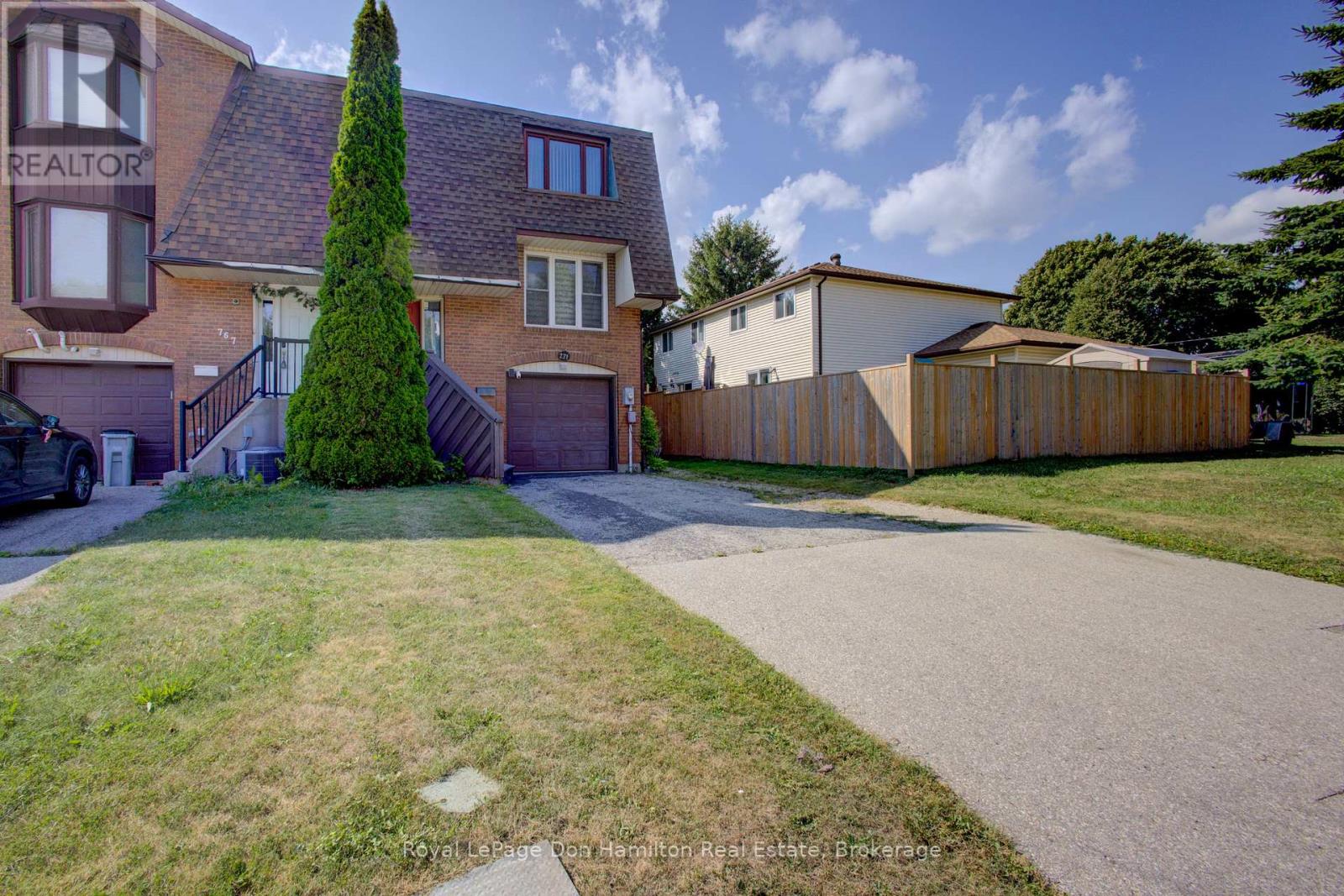 771 York Avenue N, North Perth, Ontario  N4W 2Y4 - Photo 2 - X12338637