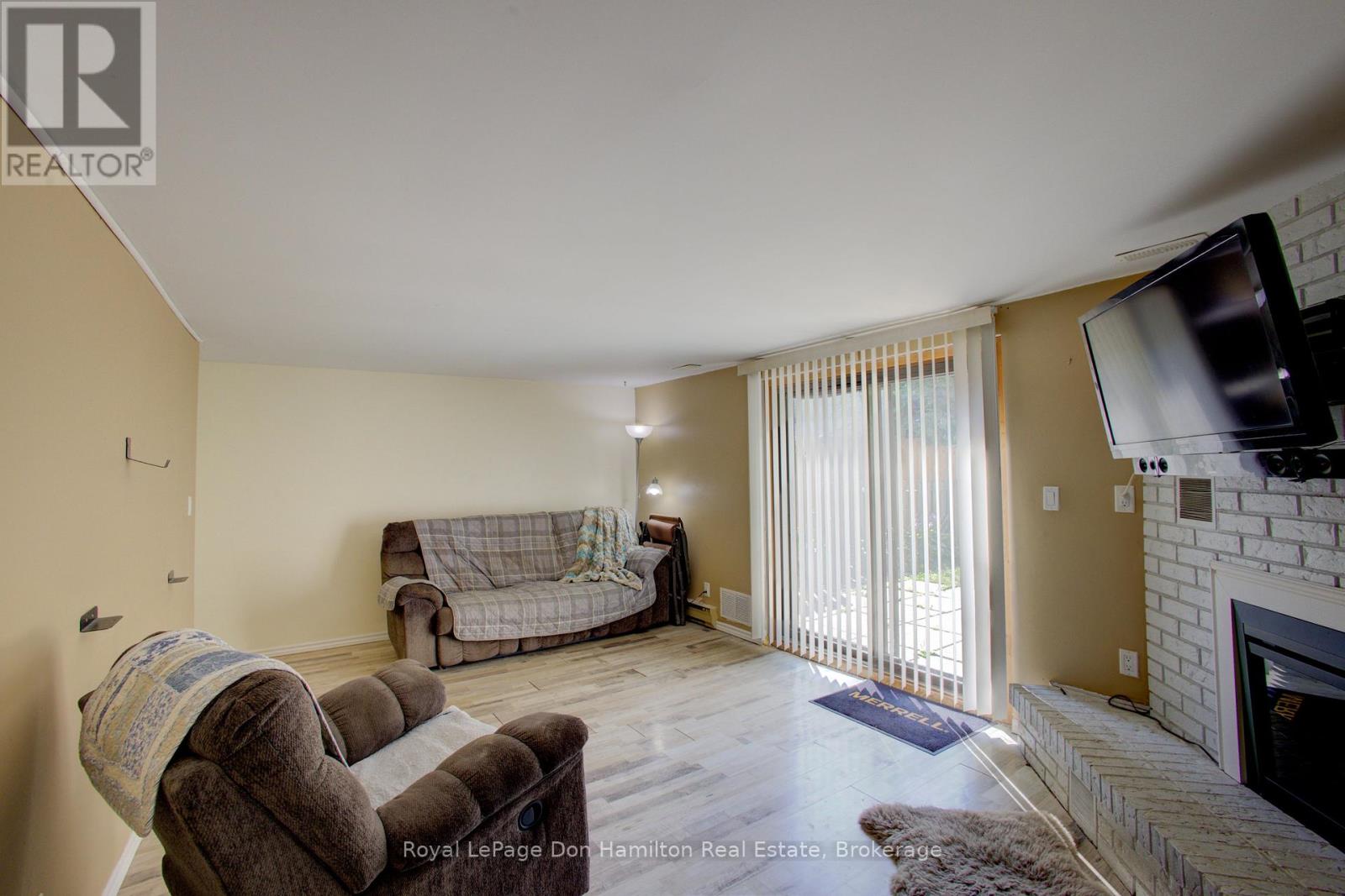 771 York Avenue N, North Perth, Ontario  N4W 2Y4 - Photo 33 - X12338637