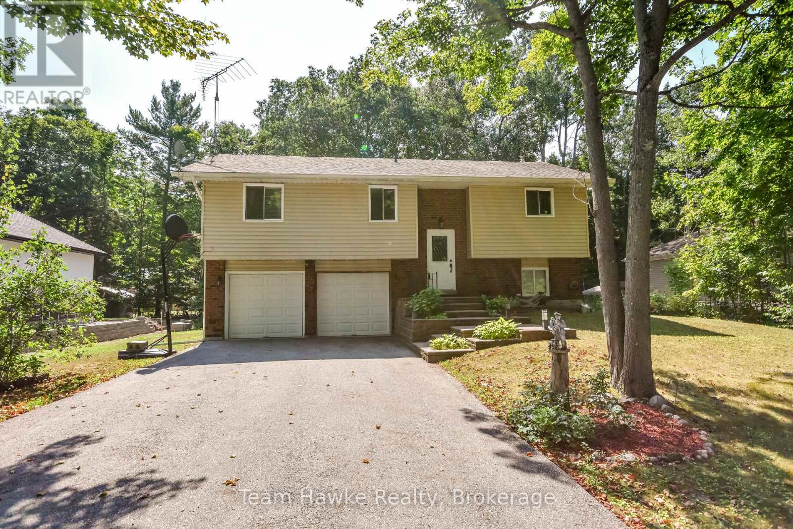 40 St. Laurent Boulevard, Tiny, Ontario  L9M 0J2 - Photo 2 - S12339097