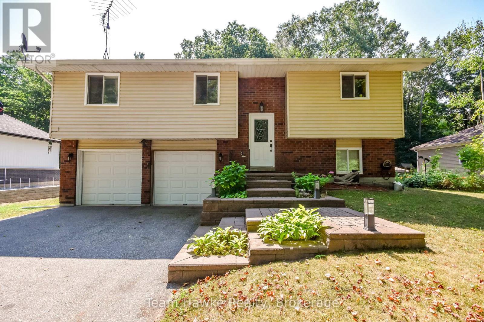 40 St. Laurent Boulevard, Tiny, Ontario  L9M 0J2 - Photo 3 - S12339097