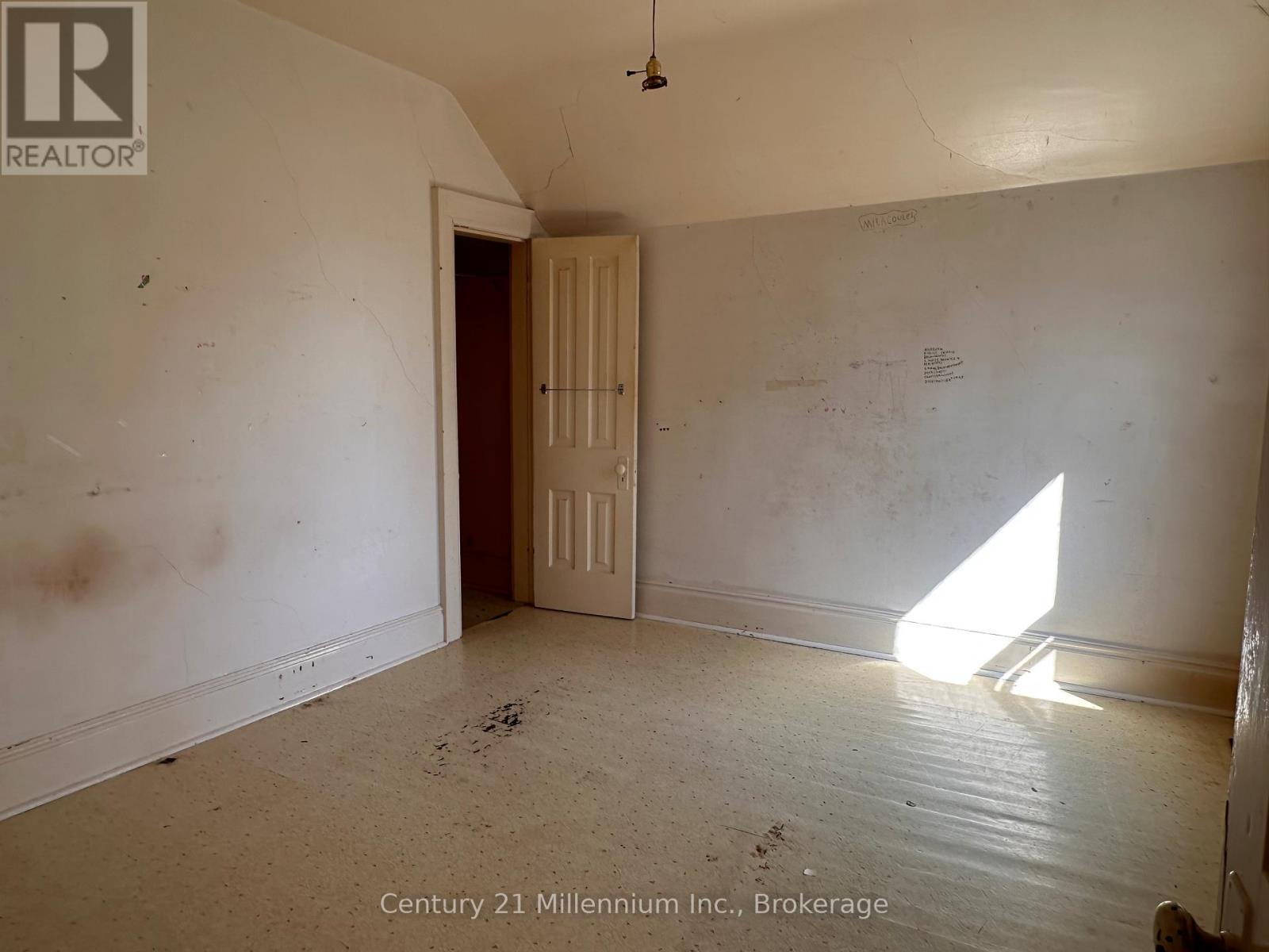 360 Ontario Street, Collingwood, Ontario  L9Y 1N3 - Photo 14 - S12339264