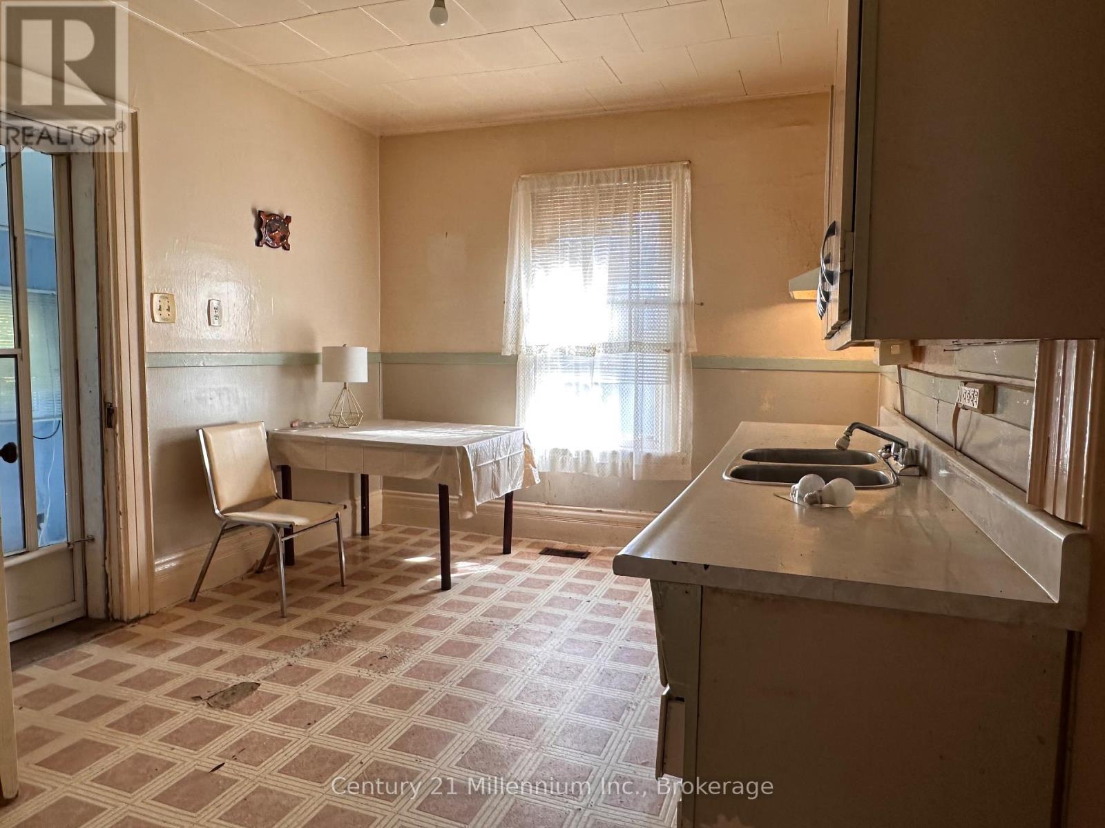 360 Ontario Street, Collingwood, Ontario  L9Y 1N3 - Photo 7 - S12339264