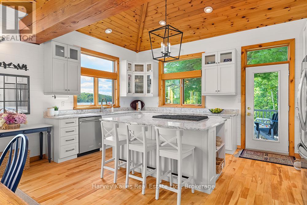 1837 Port Cunnington Road, Lake Of Bays, Ontario  P0A 1H0 - Photo 9 - X12339886