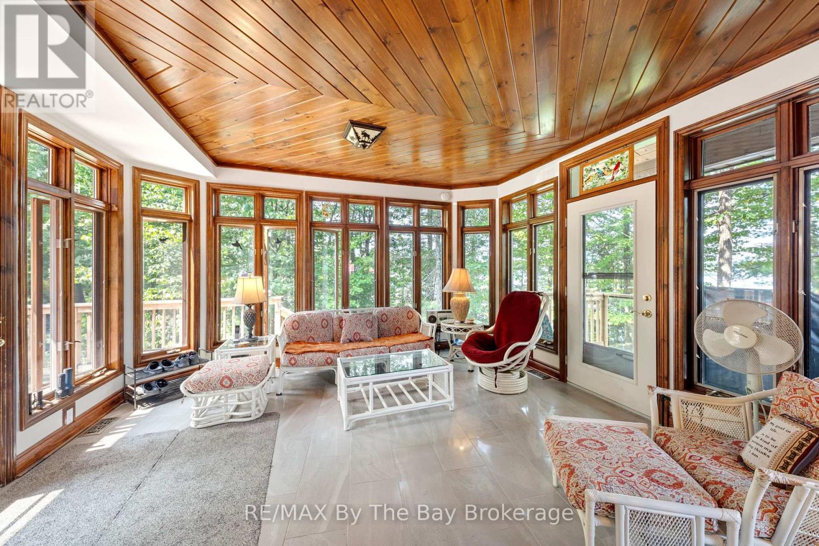 4104 East Shore Road, Severn, Ontario  L0K 1E0 - Photo 12 - S12340077