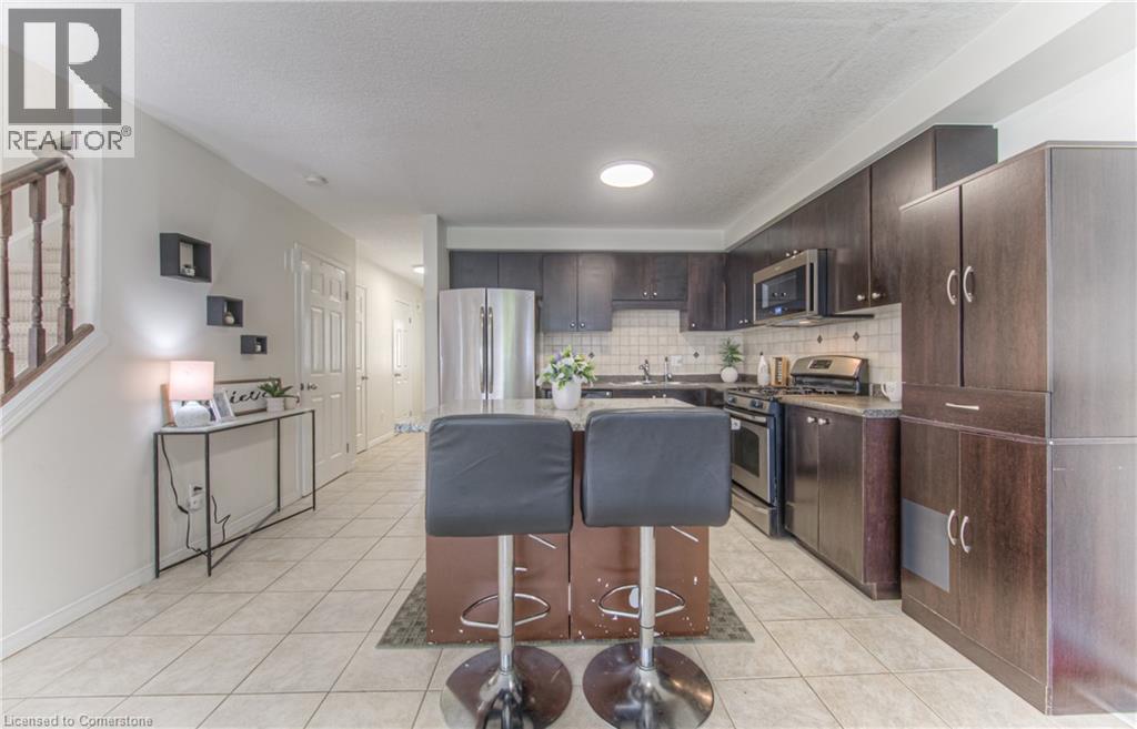 1332 Countrystone Drive, Kitchener, Ontario  N2N 3R9 - Photo 10 - 40759959