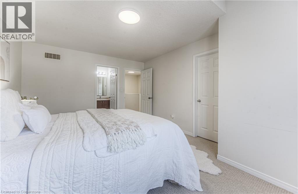 1332 Countrystone Drive, Kitchener, Ontario  N2N 3R9 - Photo 31 - 40759959