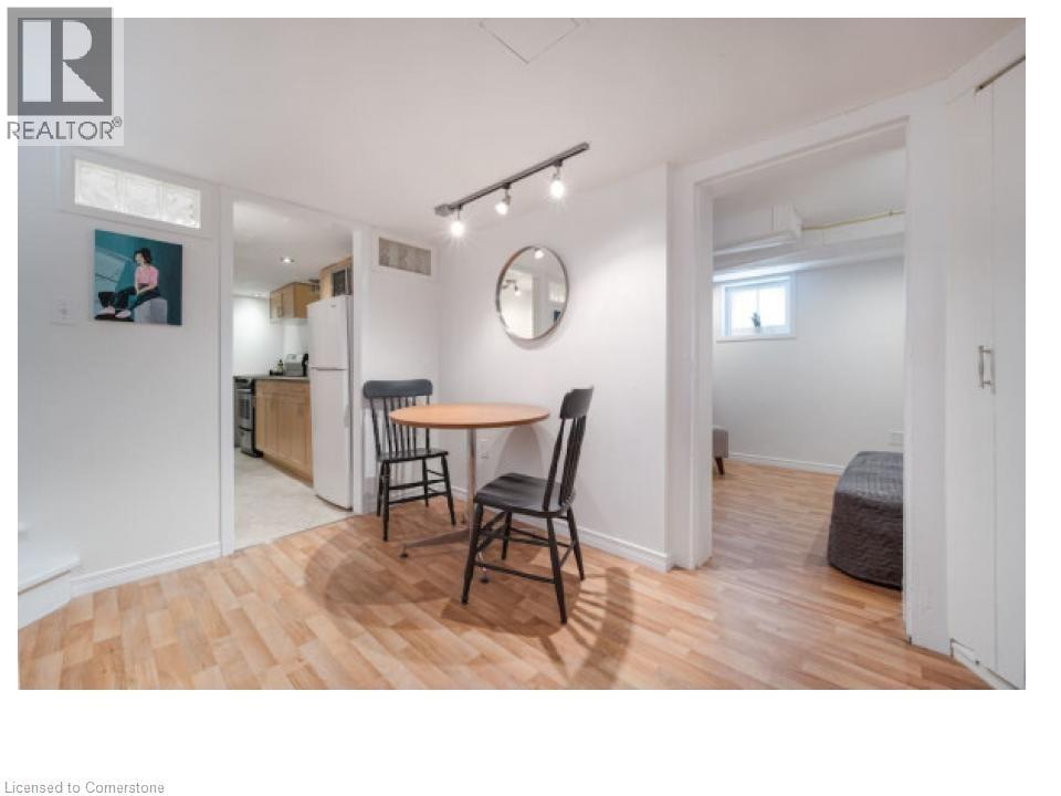 28 Spring Street W Unit# Lower Level, Waterloo, Ontario  N2L 2Z8 - Photo 3 - 40759799