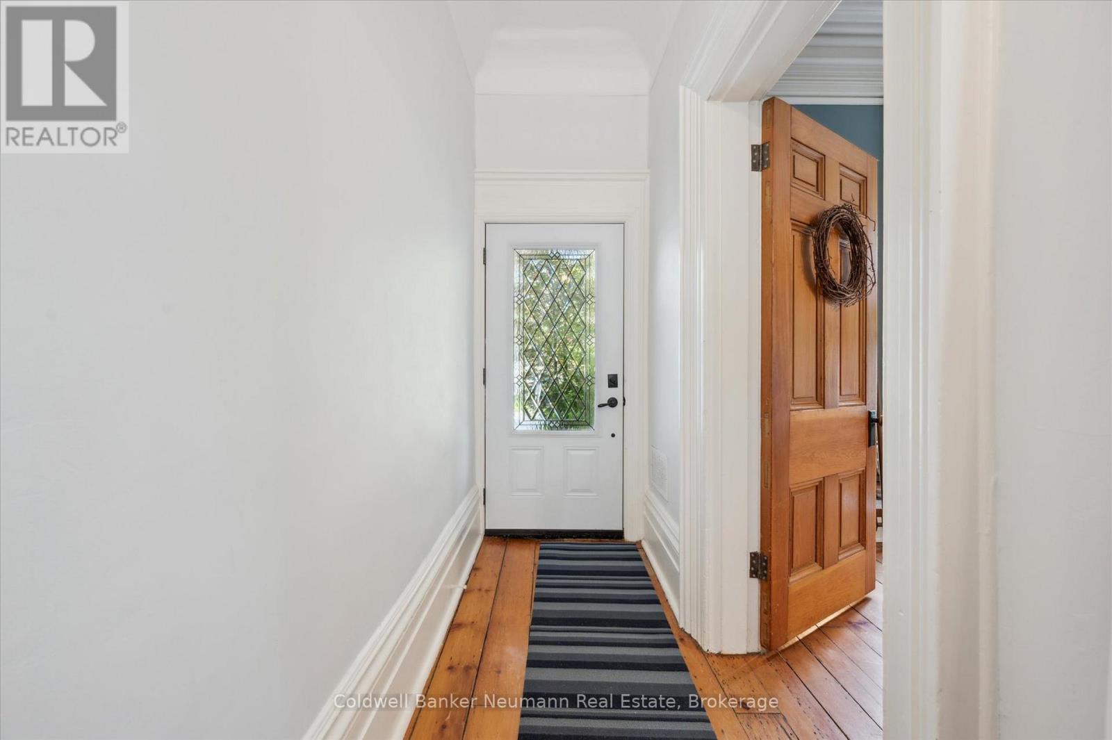 36 Waterloo Avenue, Guelph, Ontario  N1H 3H5 - Photo 4 - X12341966