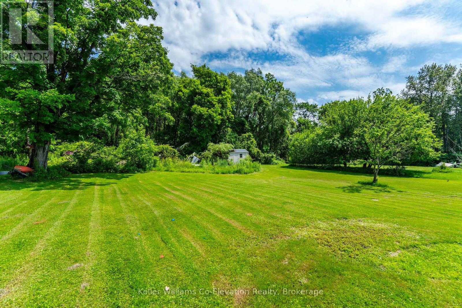 117 Fox Street, Penetanguishene, Ontario  L9M 1E2 - Photo 12 - S12342345