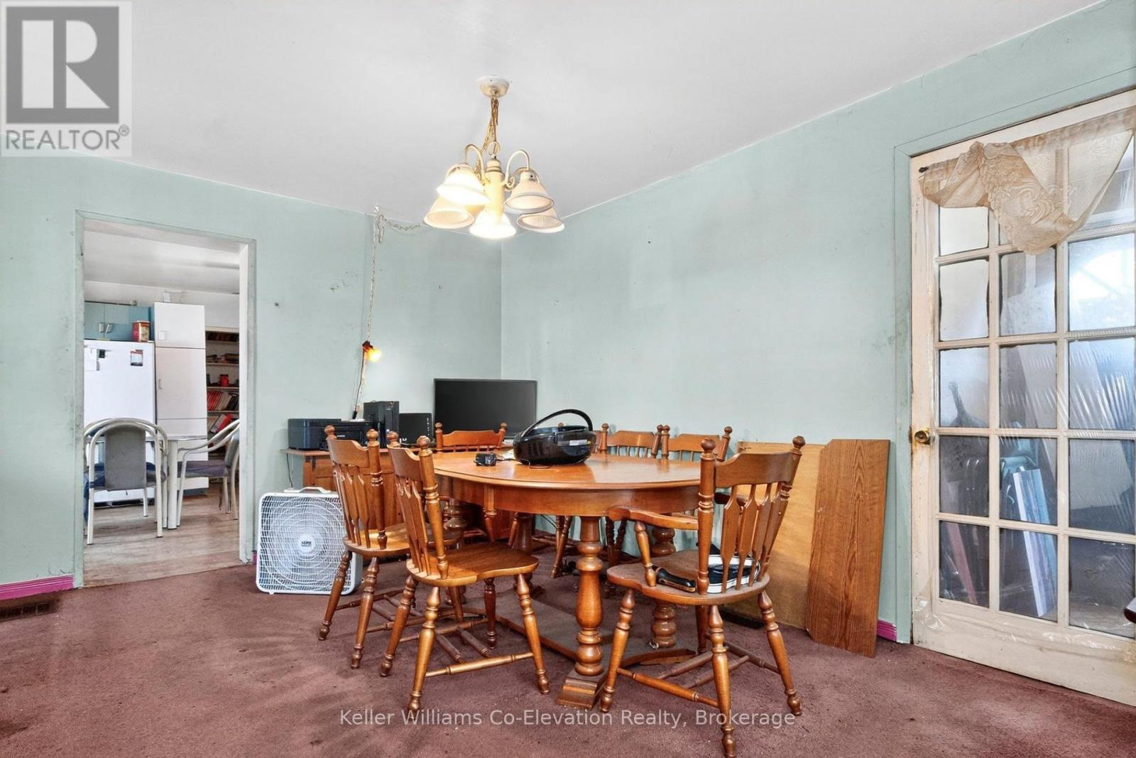 117 Fox Street, Penetanguishene, Ontario  L9M 1E2 - Photo 4 - S12342345