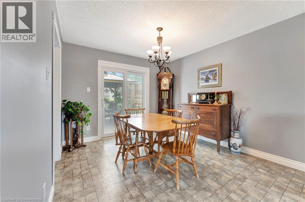 11 Brassey Court, Kitchener, Ontario  N2P 1J2 - Photo 10 - 40760007