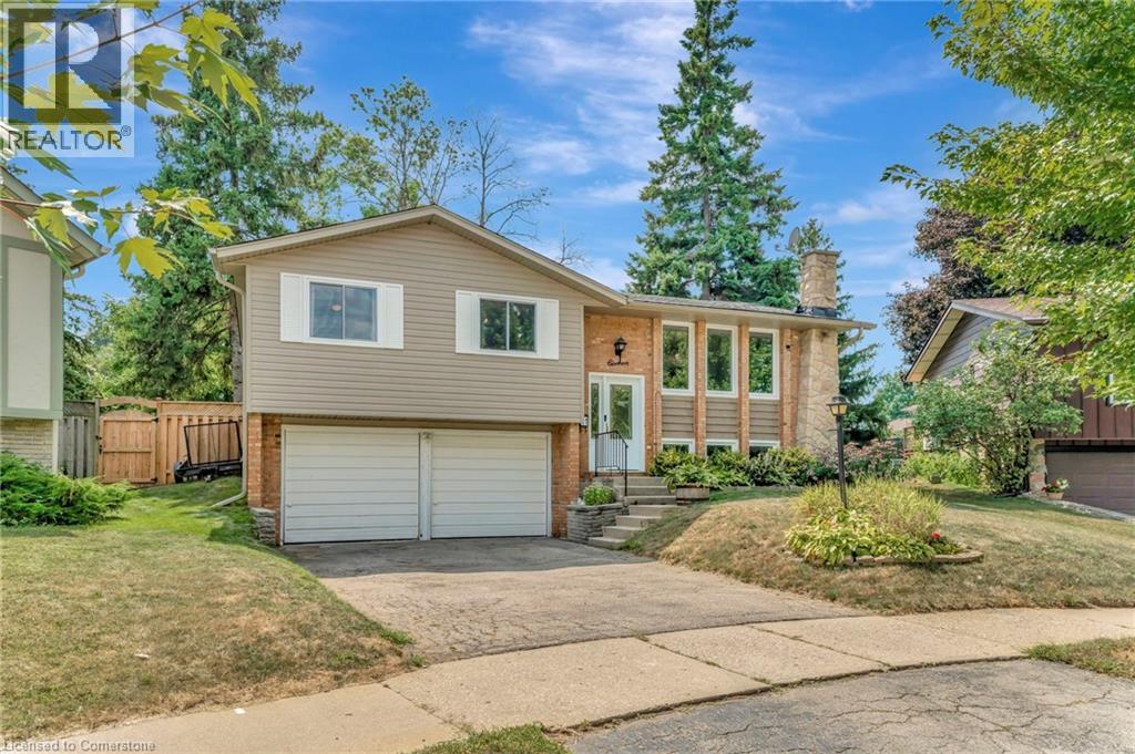 11 Brassey Court, Kitchener, Ontario  N2P 1J2 - Photo 3 - 40760007