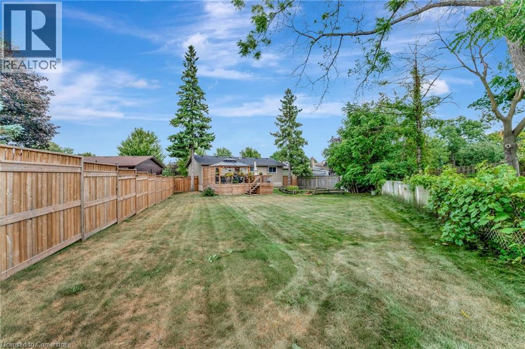 11 Brassey Court, Kitchener, Ontario  N2P 1J2 - Photo 36 - 40760007