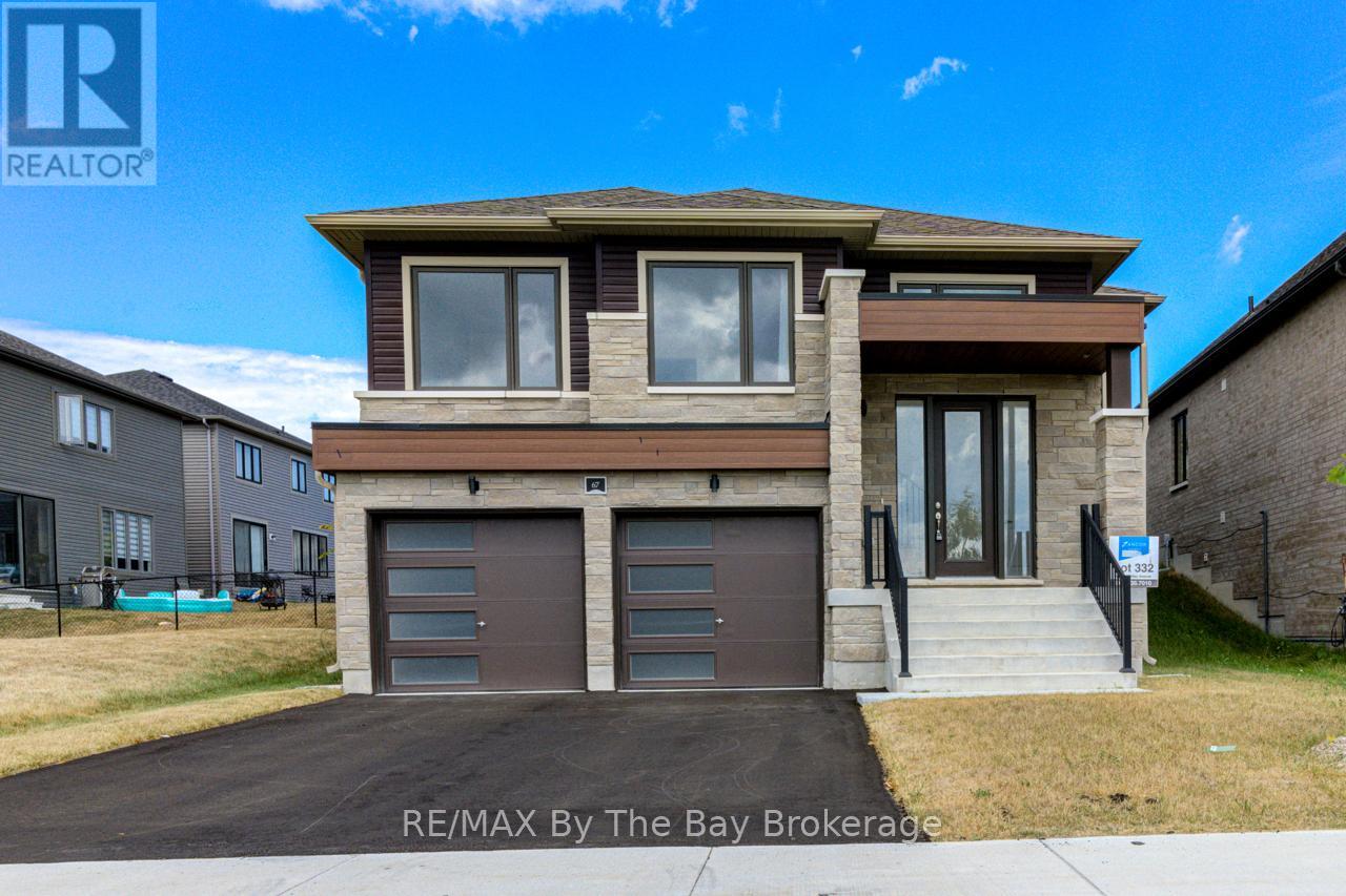 67 Sun Valley Avenue, Wasaga Beach, Ontario  L9Z 0N7 - Photo 1 - S12343328