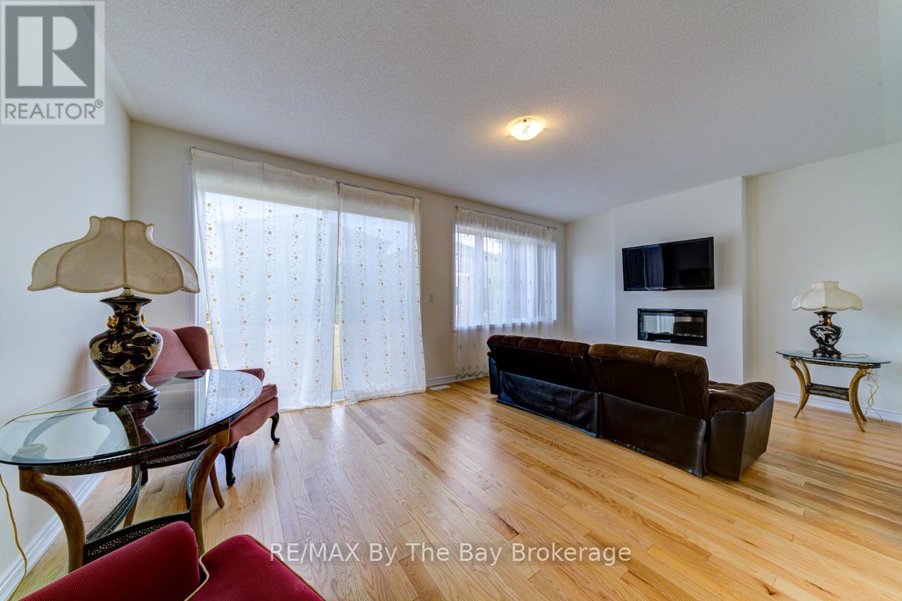 67 Sun Valley Avenue, Wasaga Beach, Ontario  L9Z 0N7 - Photo 19 - S12343328