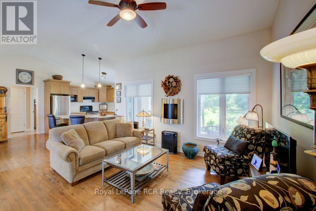 320 Durham Street W, Wellington North, Ontario  N0G 2L1 - Photo 14 - X12343522