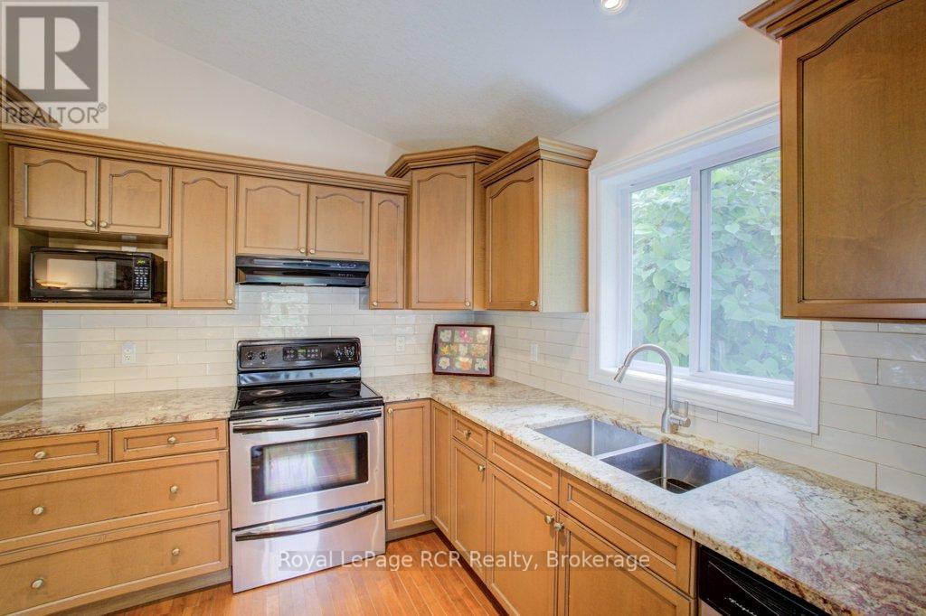 320 Durham Street W, Wellington North, Ontario  N0G 2L1 - Photo 26 - X12343522