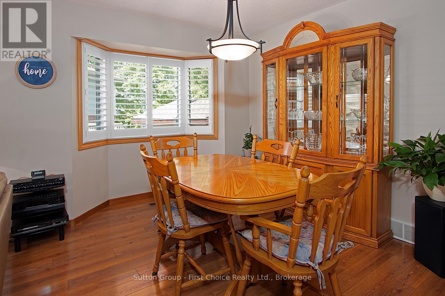 60 Bell Court, Stratford, Ontario  N5A 7W8 - Photo 22 - X12344084