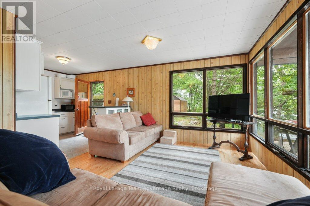 32 Island 65c, Carling, Ontario  P0G 1G0 - Photo 19 - X12344320