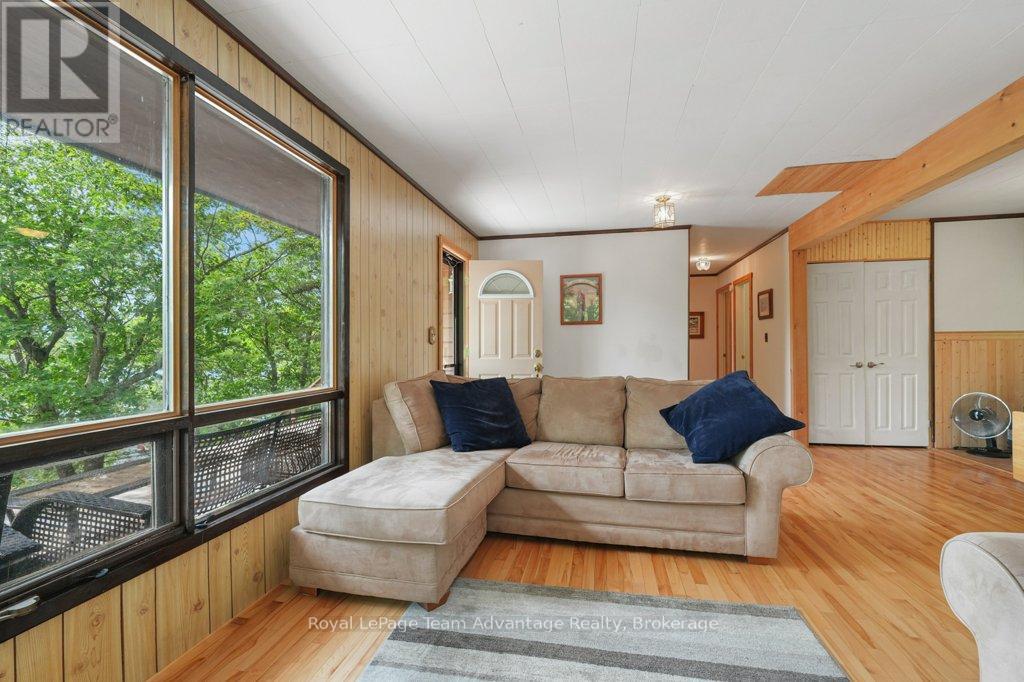 32 Island 65c, Carling, Ontario  P0G 1G0 - Photo 23 - X12344320