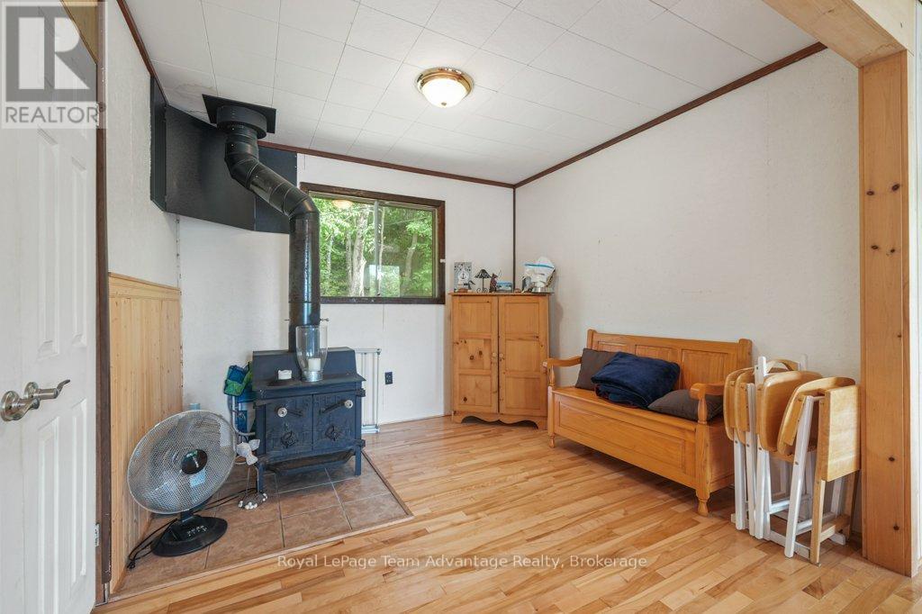 32 Island 65c, Carling, Ontario  P0G 1G0 - Photo 27 - X12344320