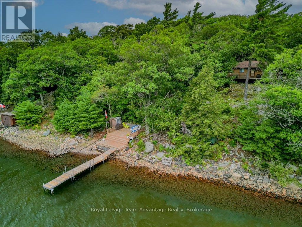 32 Island 65c, Carling, Ontario  P0G 1G0 - Photo 3 - X12344320