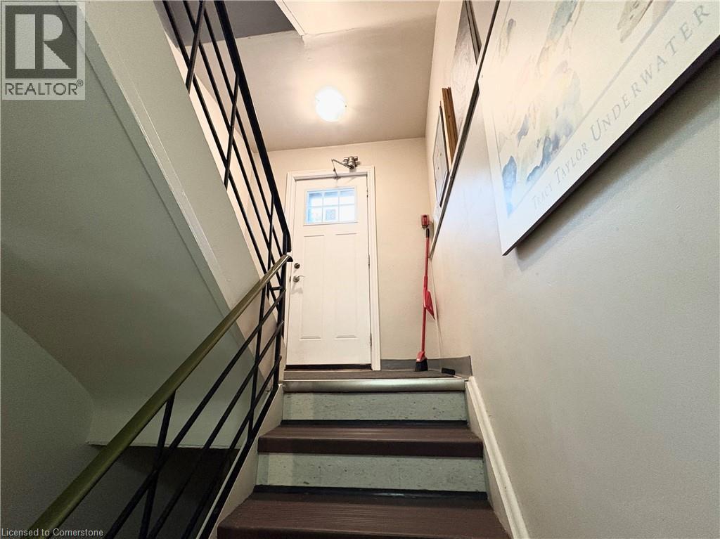 61 Norfolk Avenue Unit# 1, Cambridge, Ontario  N1R 3T7 - Photo 4 - 40760310
