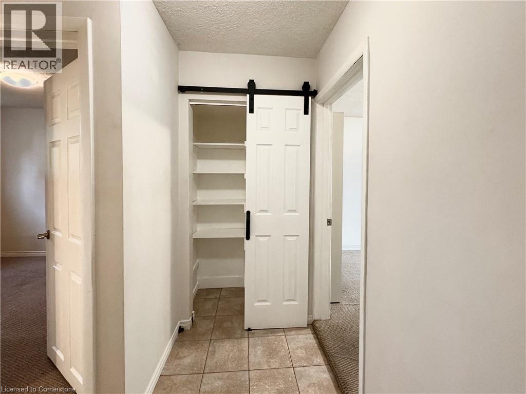 61 Norfolk Avenue Unit# 1, Cambridge, Ontario  N1R 3T7 - Photo 8 - 40760310