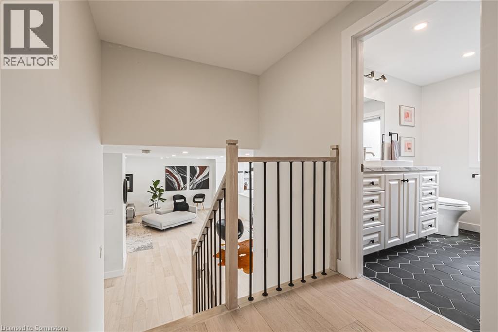 16 Lynndale Drive, Hamilton, Ontario  L9H 3L6 - Photo 23 - 40760626