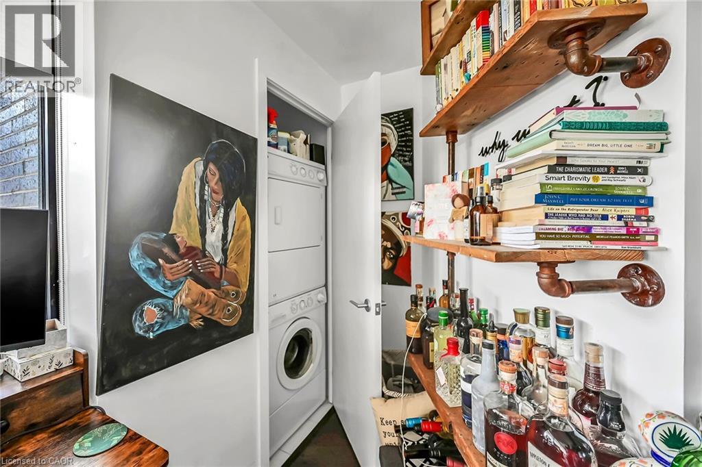 1201 Dundas Street E Unit# 902, Toronto, Ontario  M4M 1S2 - Photo 26 - 40760543