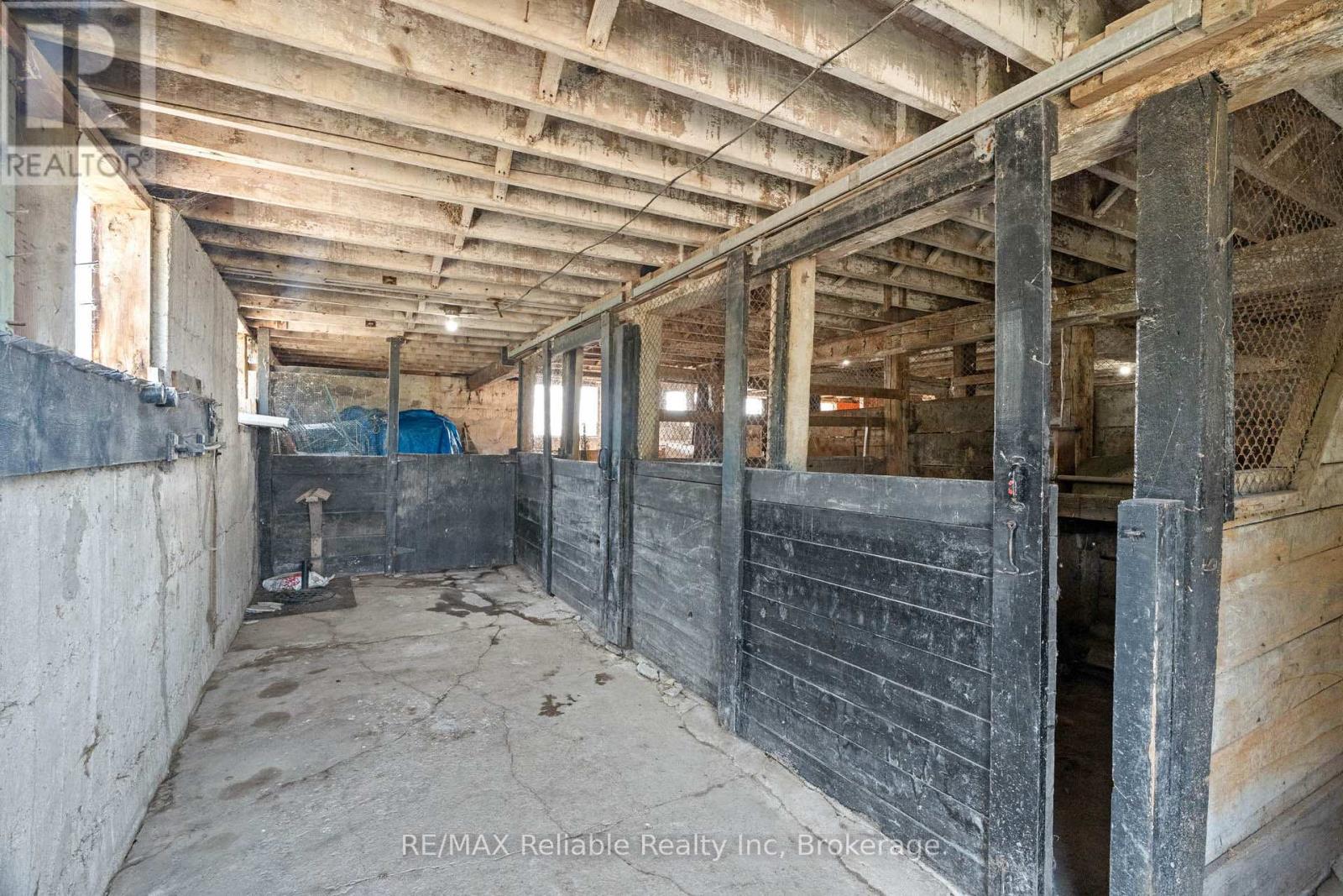 70129 Evergreen Line, South Huron, Ontario  N0M 1S5 - Photo 12 - X12345597